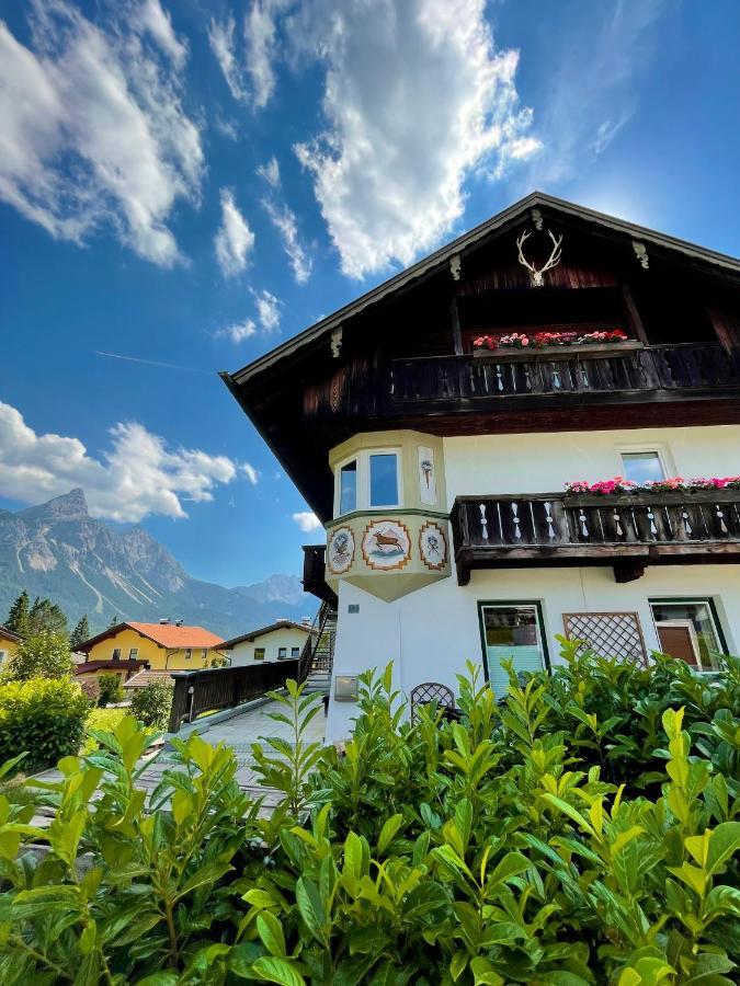 Haus Blaesi Lejlighed Ehrwald Eksteriør billede