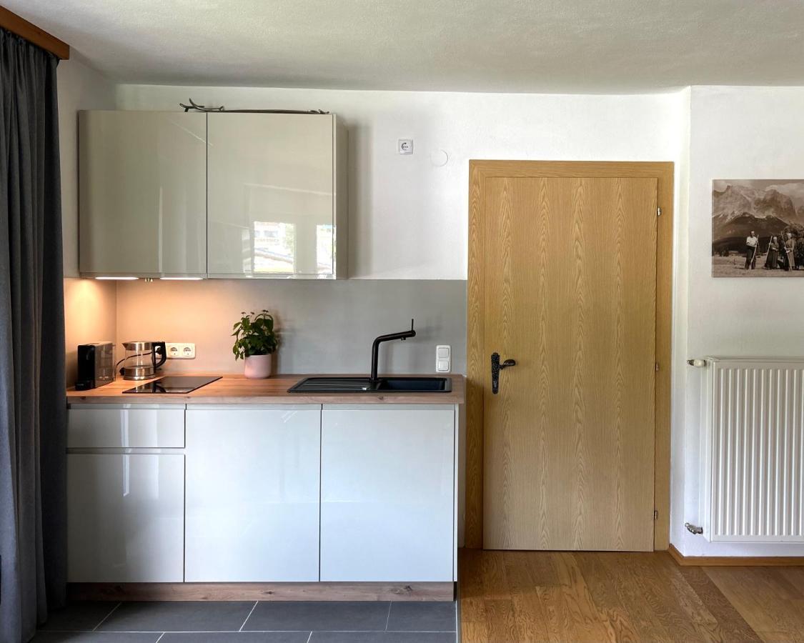 Haus Blaesi Lejlighed Ehrwald Eksteriør billede